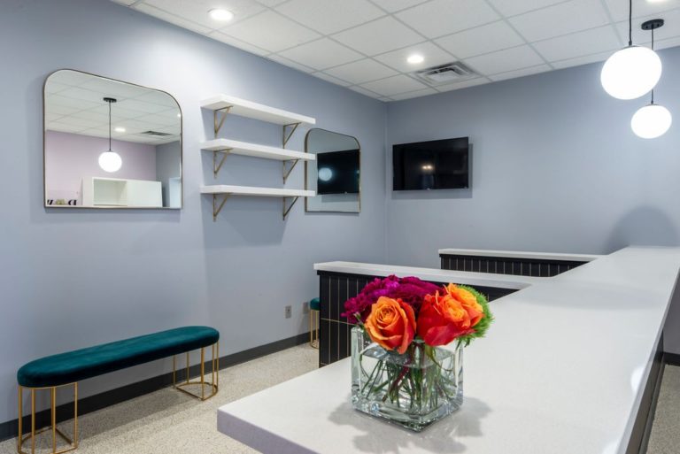 Lodging at West Dog Boarding Edmond OK Pawparazzi Resort